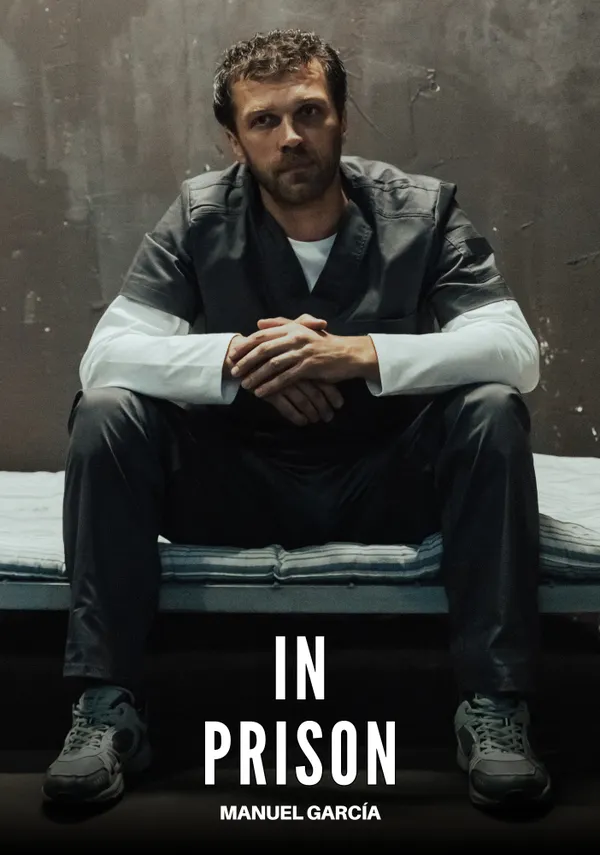 In Prison : Gay Erotic Stories of Extreme Sex for Mature Men