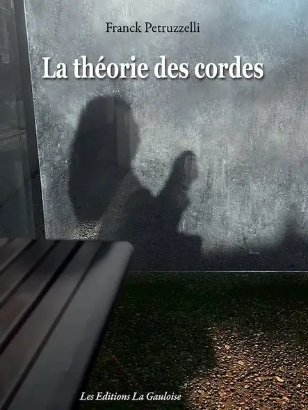 La Théorie Des Cordes